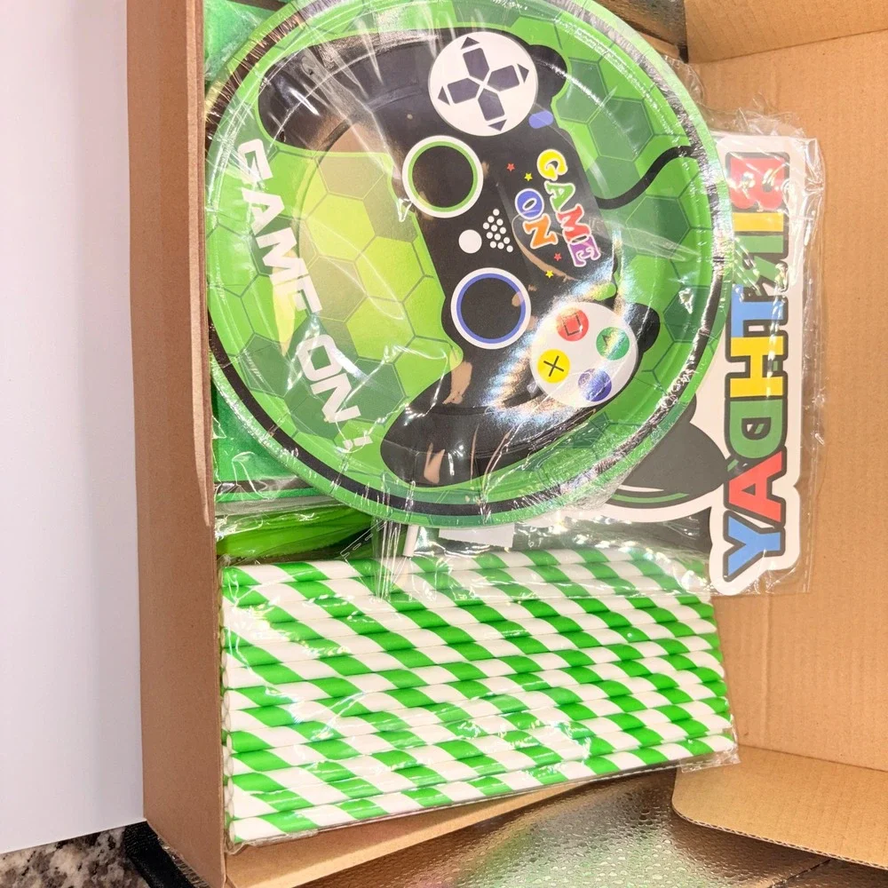 Video Game Theme Party Supplies Set 16 Guests Birthday Backdrop Balloon Arch Kit